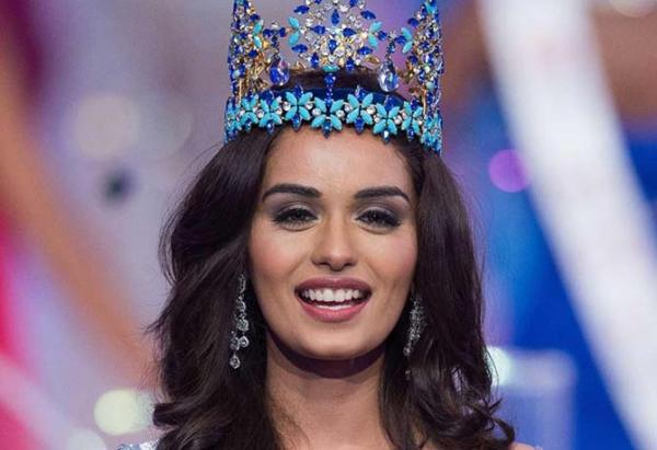 الهندية مانوشي تشيلار تفوز بلقب ملكة جمال العالم 2017.. هذا عمرها ومستواها الدراسي
