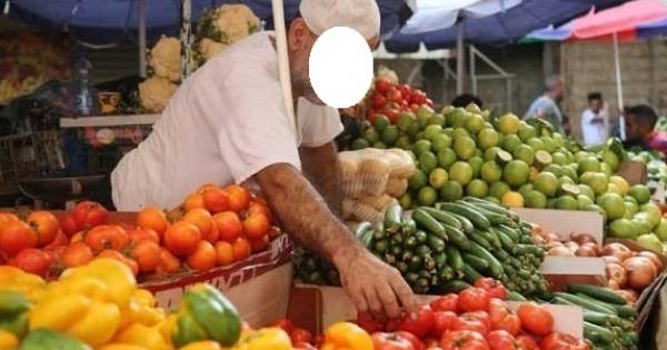 تطورات مثيرة في قضية الخضار السبعيني الذي ضبط داخل محله مع فتاة في عمر أحفاده بتطوان