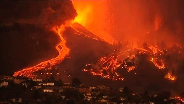 دخان كثيف جدا سيغطي سماء سواحل المغرب بداية من غد الجمعة
