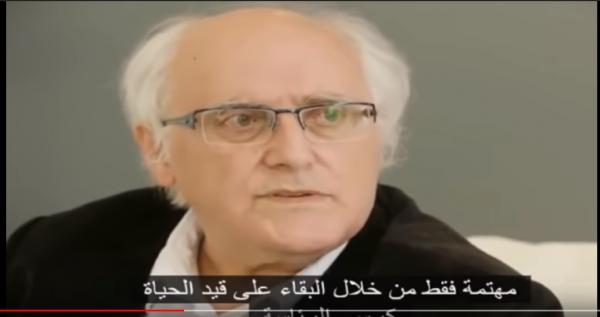 صحفي جزائري "سبب بقاء بوتفليقة بالكرسي بعد الربيع العربي هو ادراك الشعب انه لايحكم"