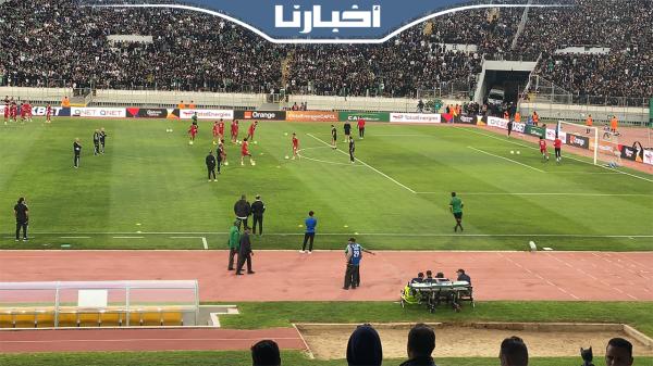 تفاعل جماهير الرجاء مع تسخينات لاعبي الأهلي المصري