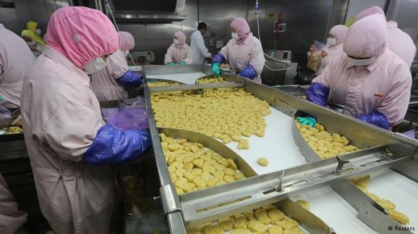 فضائح غذائية جديدة تهز أوروبا : لحم قرود وسماد في السكر