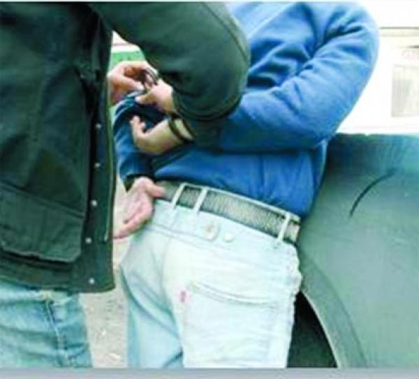 القبض على مجرم خطير روع ساكنة مغوغة الكبيرة 