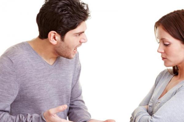 كيف تتعاملين مع الزوج المسيطر؟