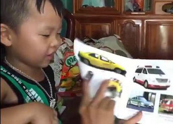 ما سر الطفل الفيتنامي الذي يجهل لغته ويبرع في الإنجليزية؟