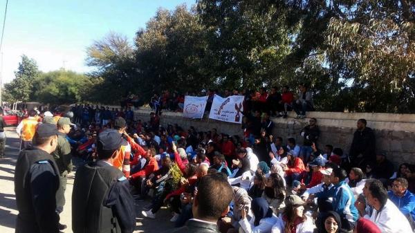 الأساتذة المتدربون بتازة يصعدون من أساليبهم النضالية و هذا ما يتوعدون به يوم الأحد المقبل