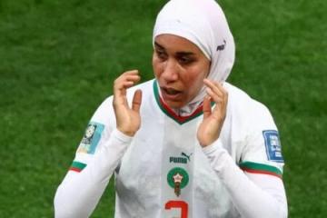 الريسوني يدخل على خط جدل حجاب نهيلة بنزينة