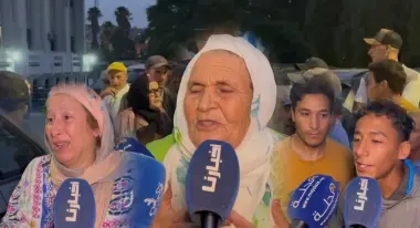بعد الحكم عليهم بـ140سنة سجناً..عائلات متهمي قضية “الحاكم الجماعي”تنهار: ولادنا مظلومين