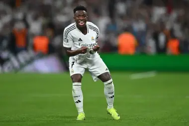 تطورات غير متوقعة.. فينيسيوس في طريقه للرحيل عن ريال مدريد ووجهته الدوري الإنجليزي