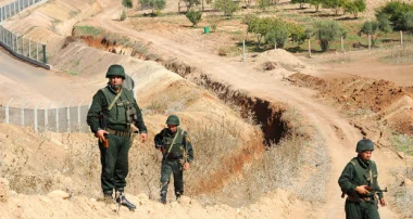 إصابة مغاربة برصاص الجيش الجزائري قرب الحدود الليبية
