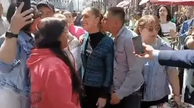 رئيسة المكسيك تتعرض للتحرش الجنسي في الشارع(فيديو)