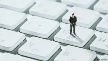 هل تحل "الماكينة" محل العنصر البشري في مجال الترجمة؟