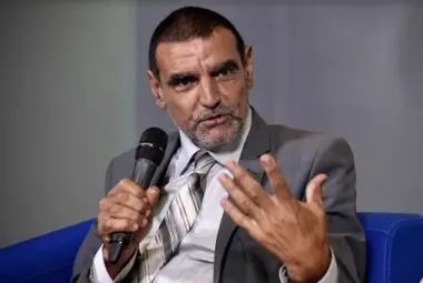 البعض اعتبرها نقدا مشروعا.. جدل كبير حول تصريحات الدكتور الفايد بشأن أمية النبي محمد ومطالب باعتقاله