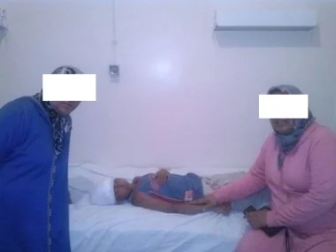 مصرع طفل وجرح 17 آخرين بعد انقلاب حافلة بضواحي شيشاوة