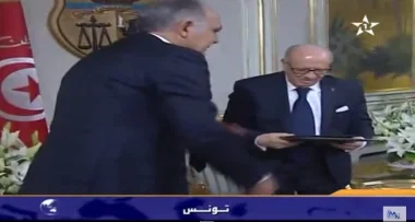 مزوار يسلم رئيس تونس رسالة من ملك المغرب