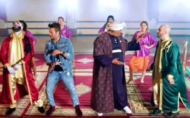 فيسبوكيون : بين الغباء و الشذوذ الجنسي .. أشنو بغا " إيدار " يوصل للجمهور ديالو ؟