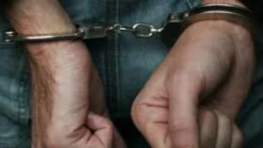 إصدار مذكرة بحث وطنية في حق شخص ينصب بانتحال صفة وكيل الملك