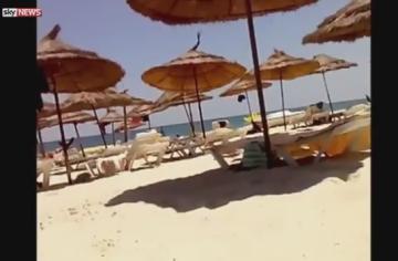 مصور شجاع وجها لوجه مع إرهابي “سوسة” و هو يرتكب جريمته