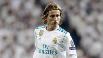 ريال مدريد يجدد رسميا عقد لاعبه مودريتش