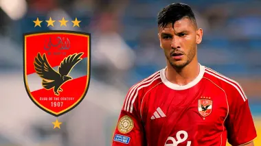 الأهلي يخطط للتخلص من "داري".. والمدافع المغربي يخيّر إدارة الفريق المصري بين حلّين
