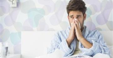 5 أطعمة يجب تجنبها عند إصابتك بالبرد