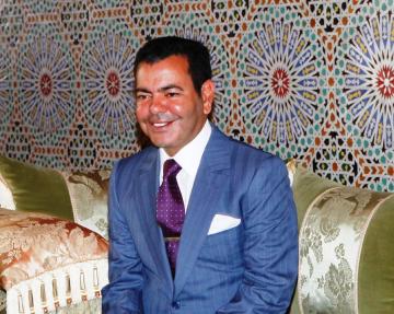 الأمير مولاي رشيد يخلق الحدث بشاطئ الصخيرات و هذا ما حصل