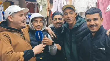تجار سوق مليلية بوجدة: المغاربة خرجو يشريو لولادهم حوايج العيد وحنا دايرين يدنا مع الدرويش