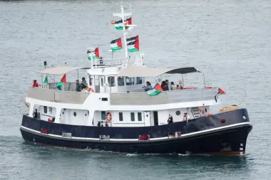 "أسطول الصمود العالمي" يبحر إلى غزة لكسر الحصار الإسرائيلي