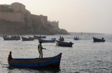 اغيلار..الغاء اتفاقية الصيد يكبد اسبانيا خسائر ب30 مليون يورو 