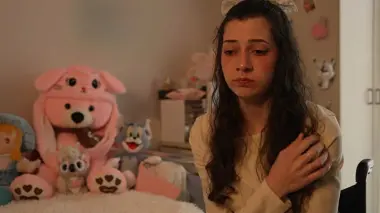 مأساة في إسبانيا.. شابة "مشلولة" تنهي حياتها بـ"الموت الرحيم" رغم توسلات والدها والقضاء يحسم الجدل