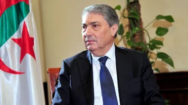 وزير أول جزائري سابق يعبر عن مساندته للاحتجاجات ضد ترشح بوتفليقة