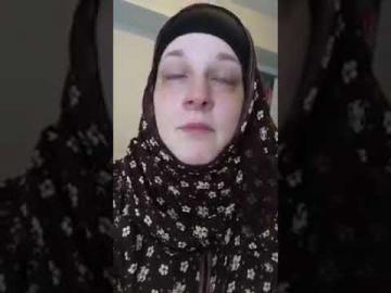 مغنية أمريكية أسلمت تقول انها تعرضت للسخرية والإهانة من طرف مسلمي بلدان عربية