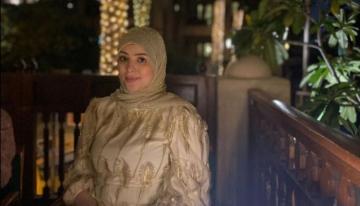 نداء استغاثة من يوتوبر مغربية معروفة تعرضت للضرب المبرح والطرد من بيت الزوجية بالإمارات