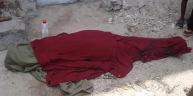 جريمة بشعة بطنجة .. شاب يقتل والدته و هي نائمة طعنا بالسكين