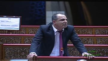 برلماني يتساءل عن أسباب استمرار ارتفاع أثمنة المحروقات ببلادنا رغم انهيار أسعار النفط