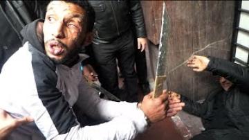 بالفيديو: هكذا تم قتل وحرق “متشرد ” من طرف خمسة متشردين بسبب "الدوليو"