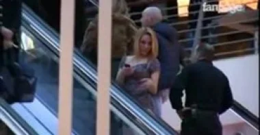 بالفيديو.. شاهد ماذا فعل شاب مع فتاة حسناء تحرشت به