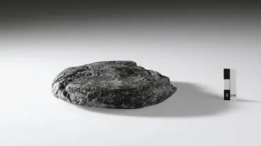 خبز روماني عمره 2000 عام يظهر من تحت أنقاض معسكر قديم