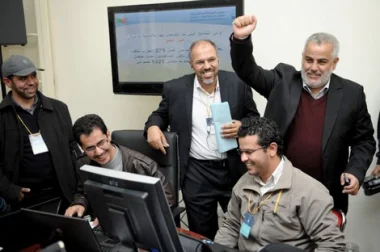عاجل... كتائب البيجيدي تقصف وزراء العدالة والتنمية و تتحسر على بن كيران مباشرة بعد إعلان تشكيل الحكومة