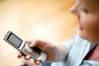كاميرات رقمية ونغمات هواتف و«CD».. هذه أكثر ذكريات التكنولوجيا حنيناً إلى سنوات الألفين