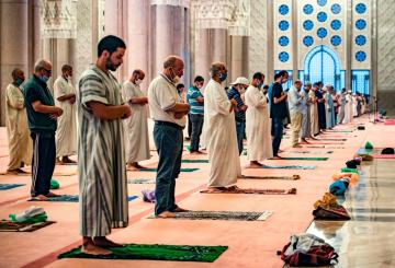 رسميا...السماح باستقبال المصلين خلال صلاة العشاء ببعض مدن المملكة فقط
