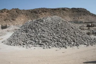 عمارة يجري مباحثات مع أعضاء عن الكنفدرالية الديمقراطية للشغل حول النظام الأساسي لعمال المناجم