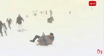 جبل هبري بإفران يستقبل عشاق التزلج