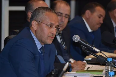 الشوباني يرد على منتقديه "كناكلو اللوزو الكركاع بكل وضوح وشفافية وما كاناكلوش فلوس الشعب"
