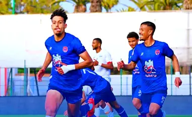 هل يحسم الصعود مبكراً؟.. وداد تمارة على بعد خطوات من حلم الصعود التاريخي إلى القسم الاحترافي الأول