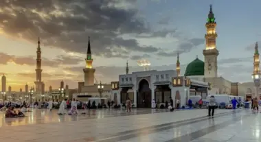 معتمر سبعيني يتوقف قلبه تماما داخل المسجد النبوي ثم يستفيق بعدها