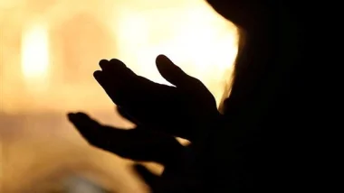 ما هي الأوقات الـ "10" التي يفضل فيها الدعاء ؟