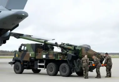 تفاصيل العرض العسكري الفرنسي للمغرب: غواصات ومدرعات وأنظمة رادار متقدمة لتعزيز الشراكة الاستراتيجية