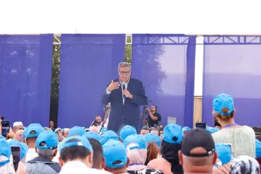 من عين جوهرة بتيفلت.. أخنوش يكشف تفاصيل دعم الأغنام ويوجه رسالة حاسمة: لا للركوب على ملف الحولي
