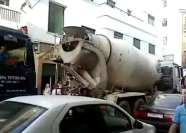 الشاحنات تقول: نعم للدستور